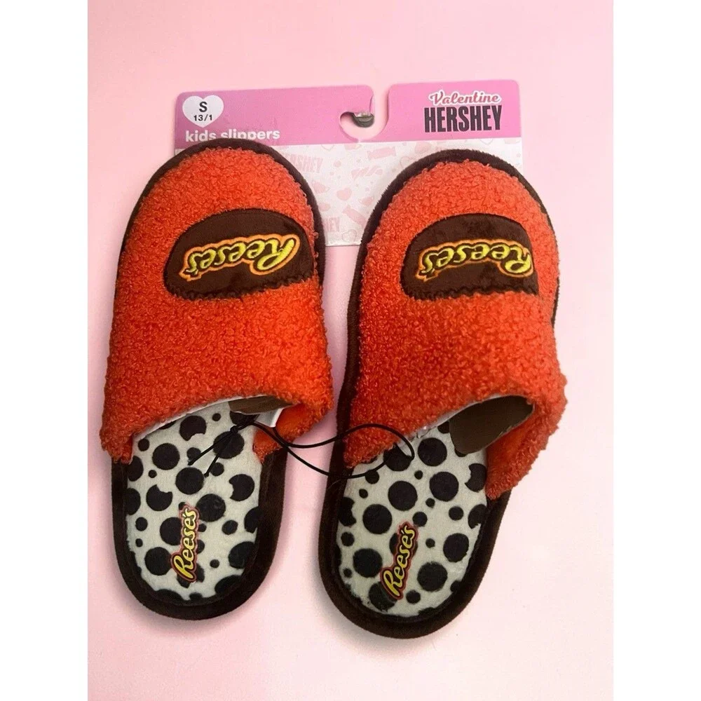 NEW Reese's Peanut Butter Cup Kids' Slip-On Mule Sherpa Slippers Size Small 13/1